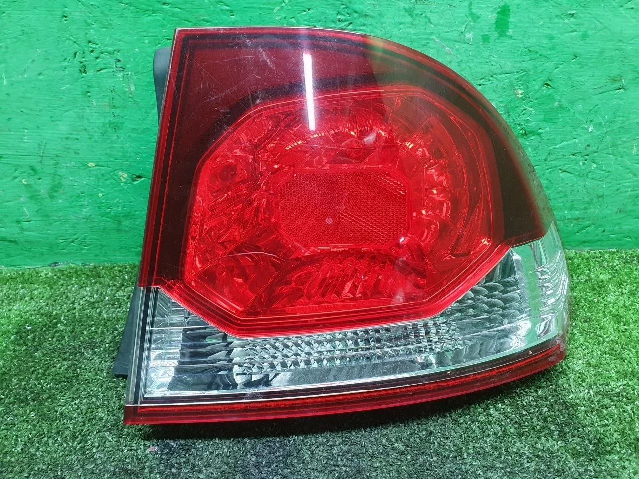 Фонарь Honda Civic 8 2009-2011 33501SNBG51 4D, задний правый