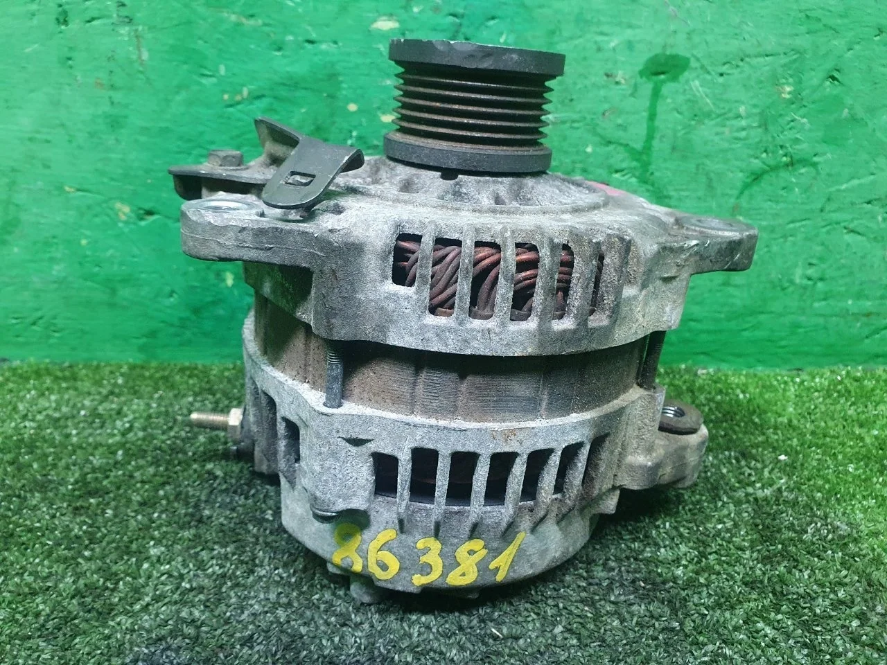 Генератор Nissan Primera teana j31 2000-2006 23100AU400 QR20DE