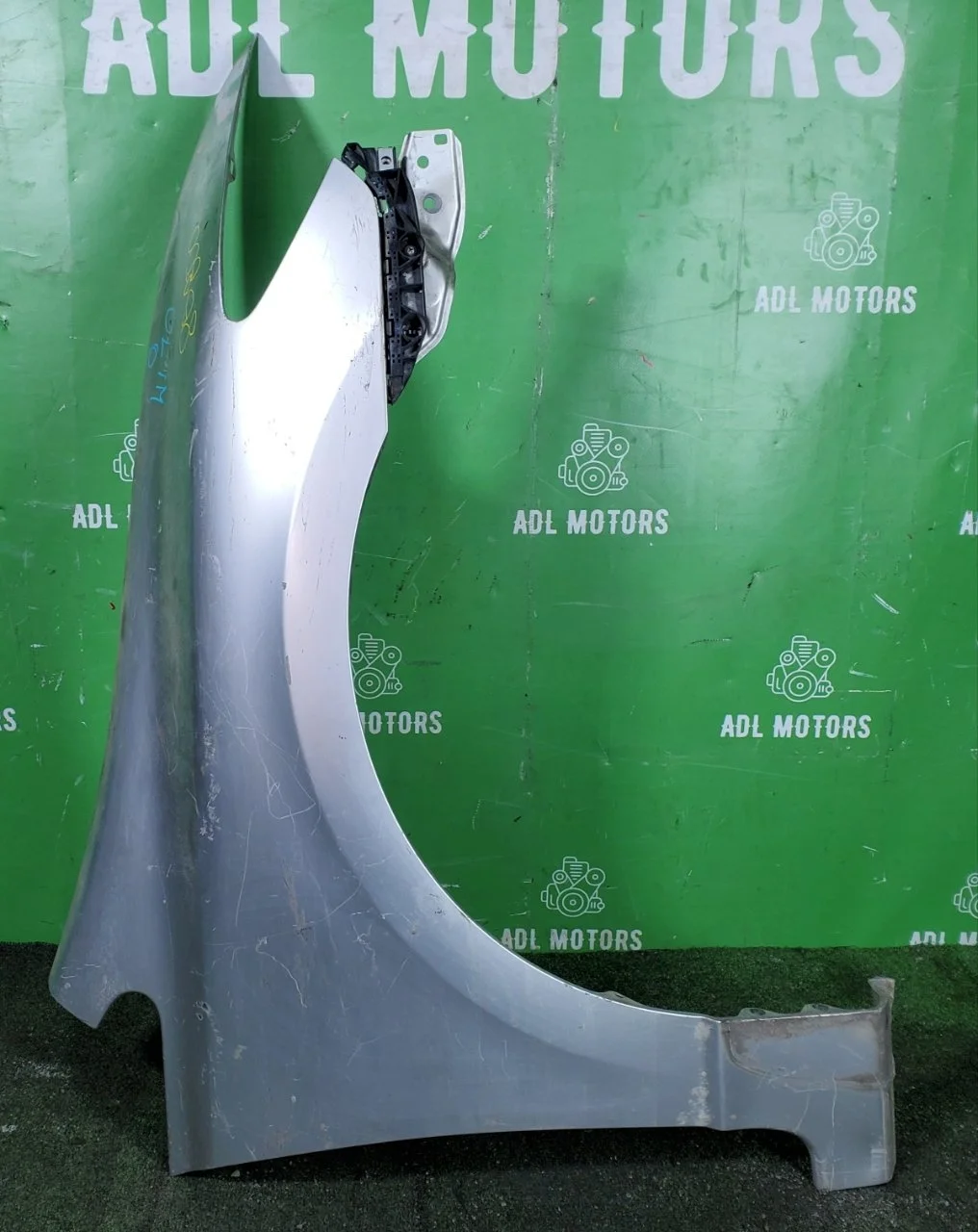 Крыло Honda Civic 8 2006-2011 60211SNBJ00ZZ 4D, переднее правое