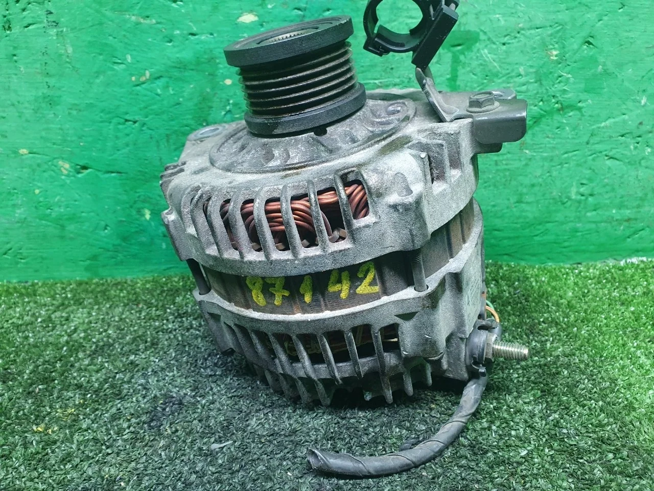 Генератор Nissan X-Trail 2000-2012 23100AU40A T30 T31 QR20 QR25 DE