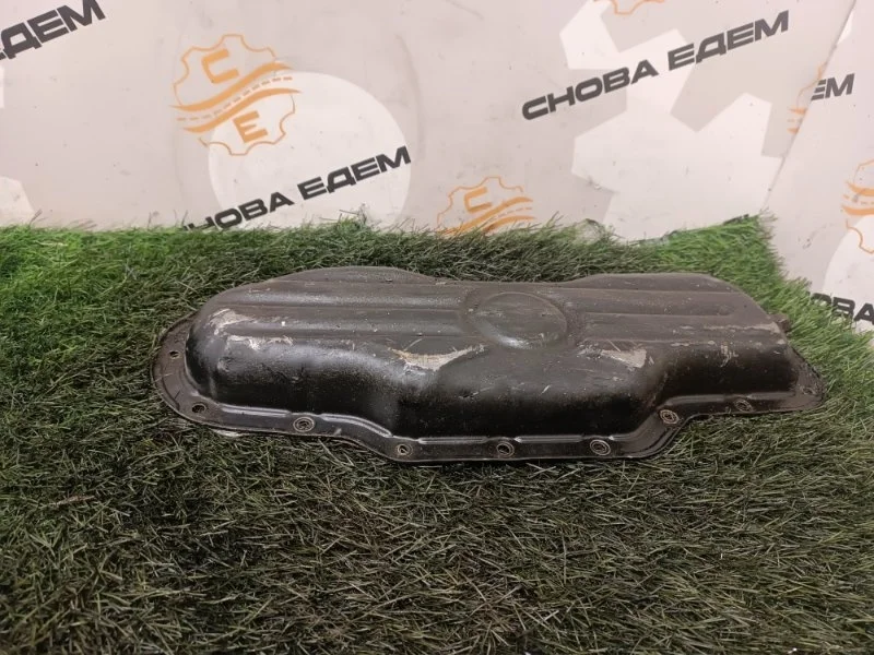 Поддон двигателя Lexus GS350 1210231030 2GR-FSE, правый