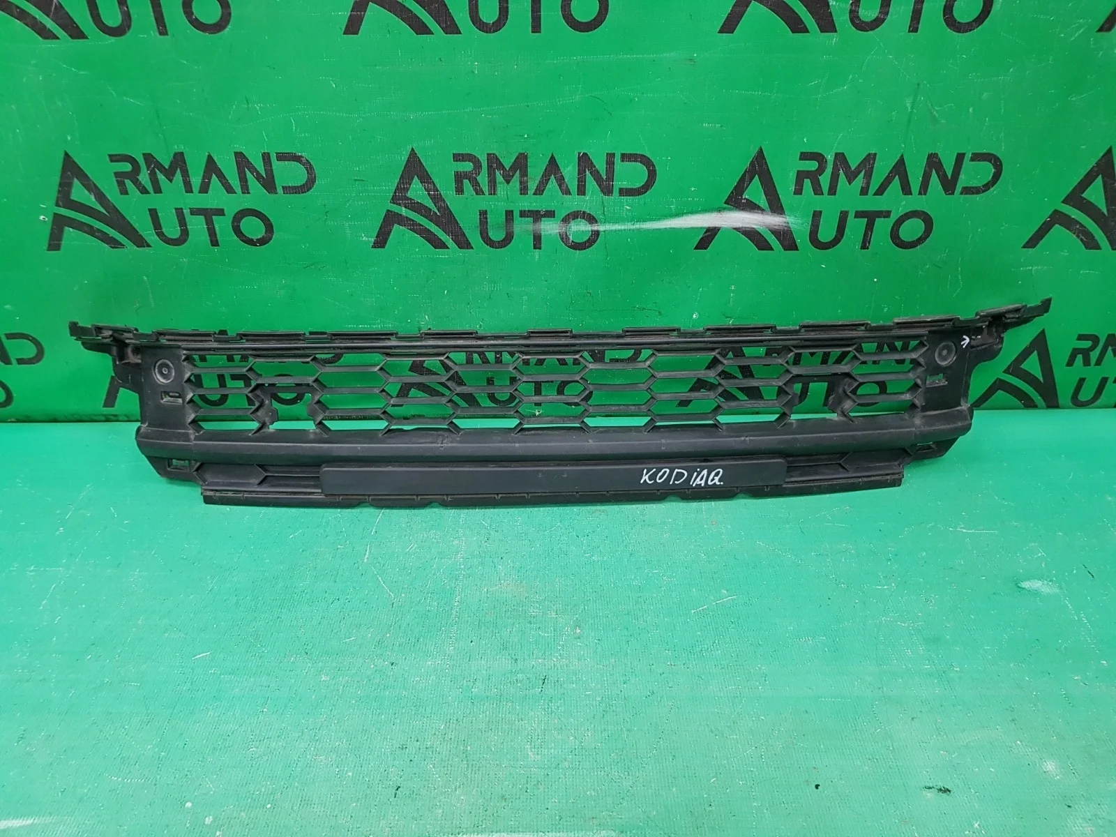 Решетка бампера SKODA KODIAQ 2016-2022