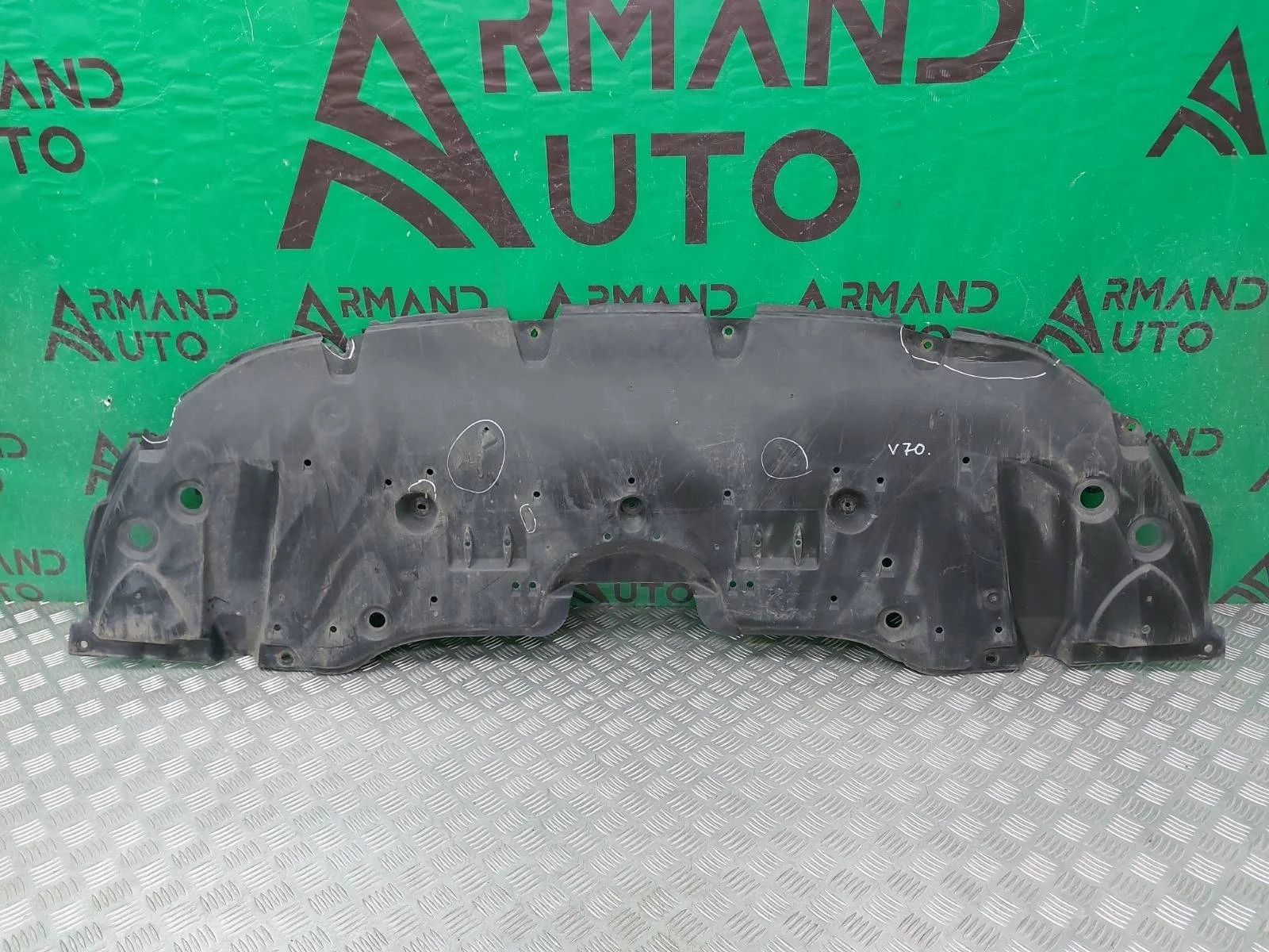 Пыльник бампера Toyota Camry 2017-2021 8 XV70