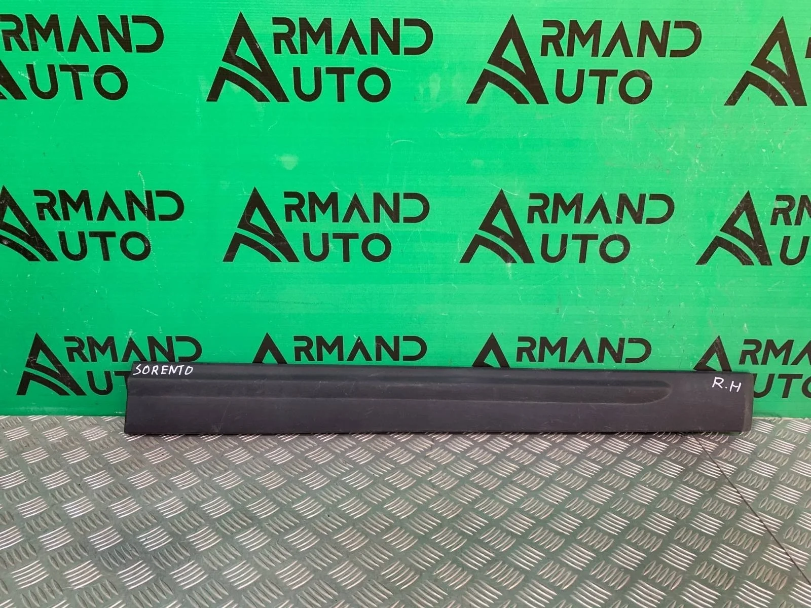 Молдинг двери KIA Sorento 2009-2019 XM