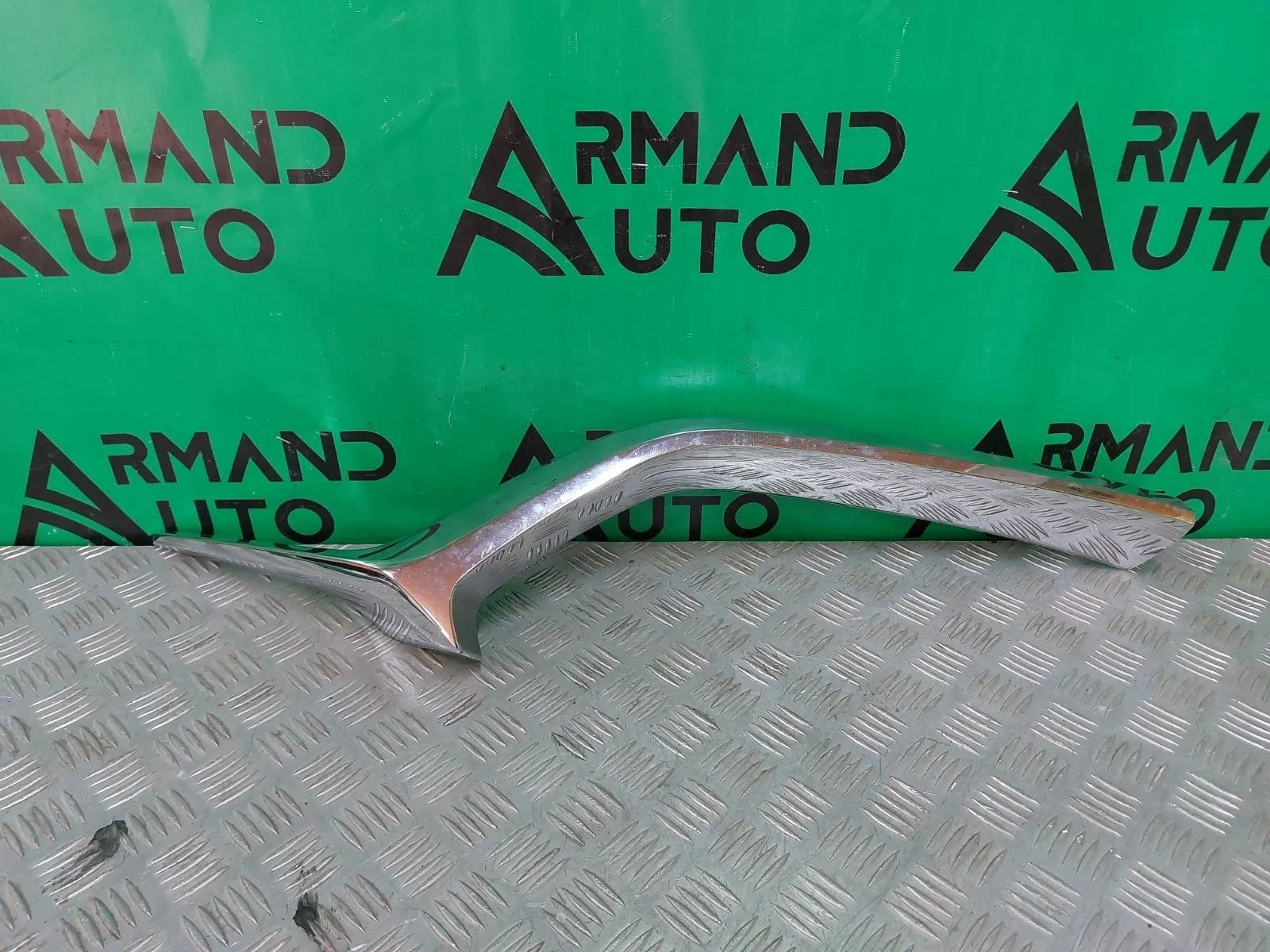 Накладка решетки радиатора Mazda CX-5 2017-нв