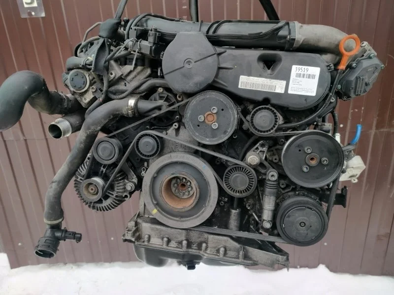 Двигатель Audi Q7 1