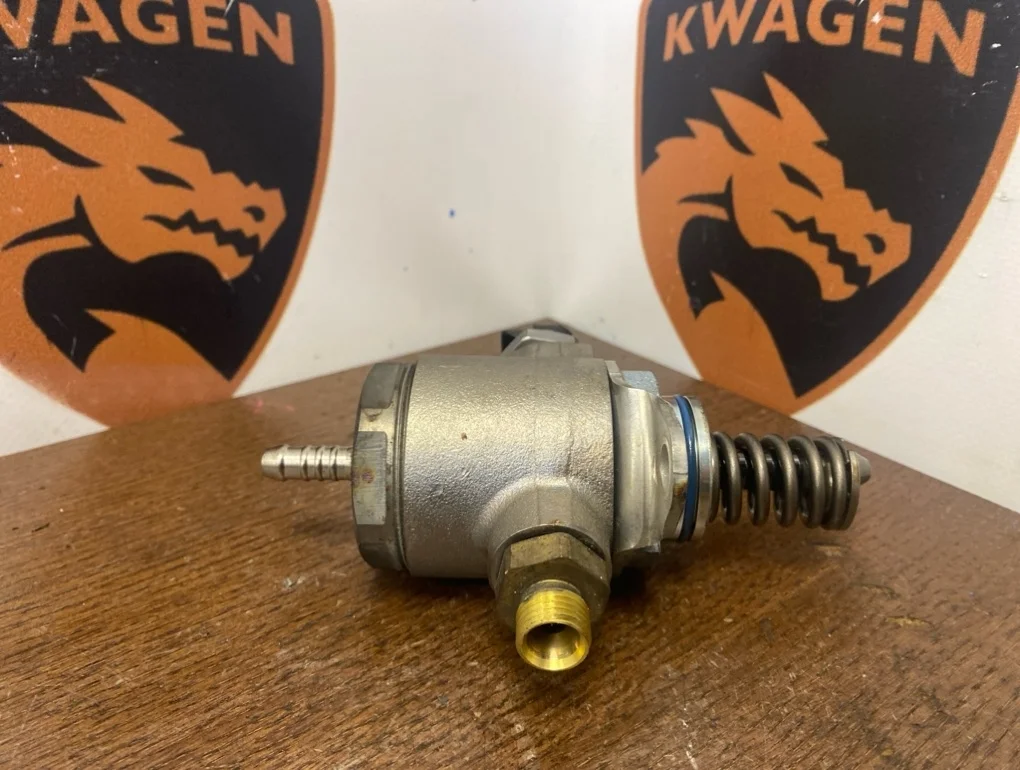 Топливный насос высокого давления Skoda Octavia 2012 A5