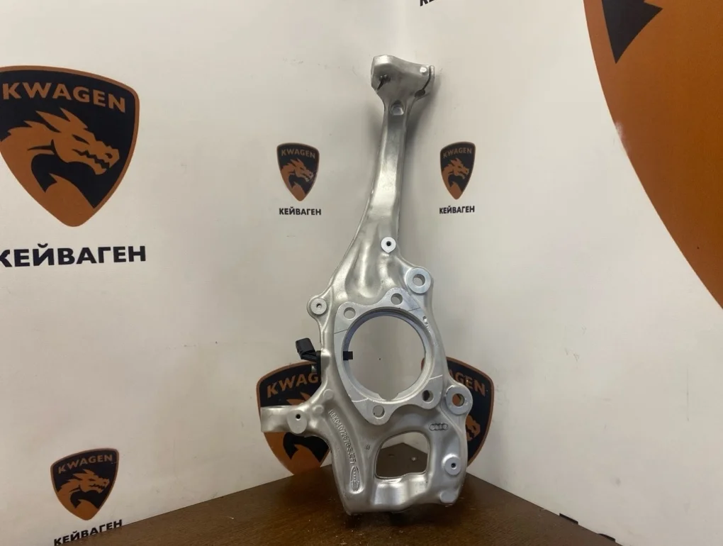 Кулак поворотный Audi A5 2013 8T