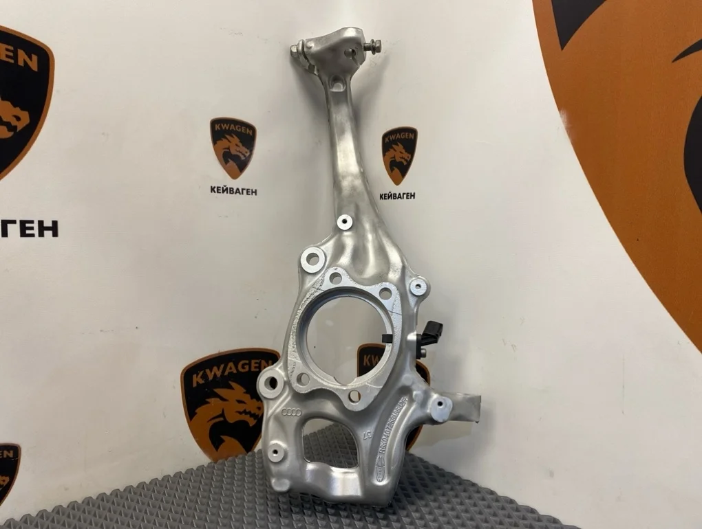 Кулак поворотный Audi A6 2014 C7