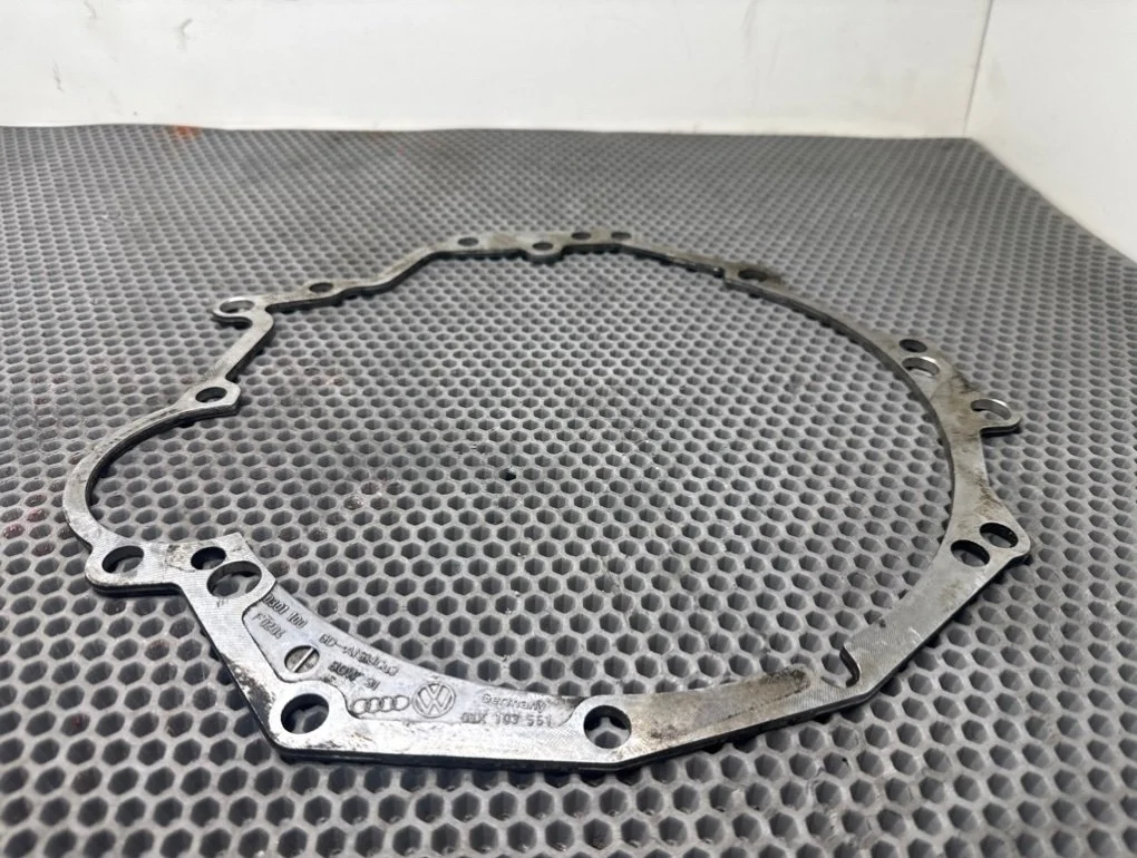 Промежуточная пластина кпп Audi A6 2005 C6