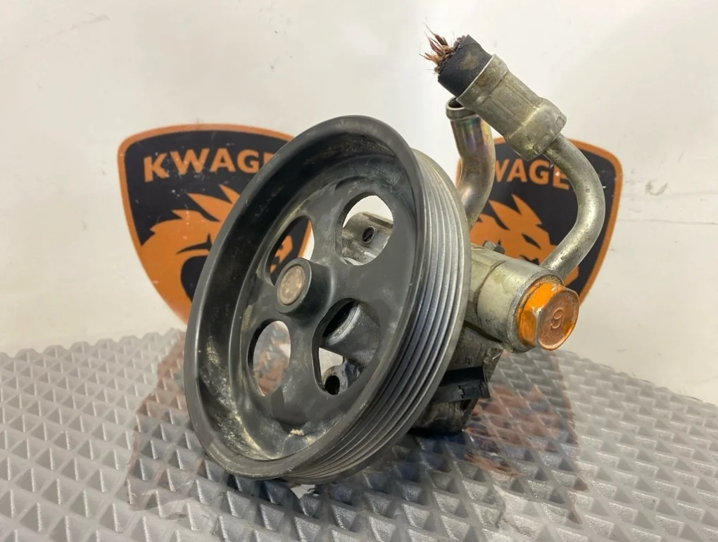 Насос гидроусилителя руля Mitsubishi Pajero 2013 IV