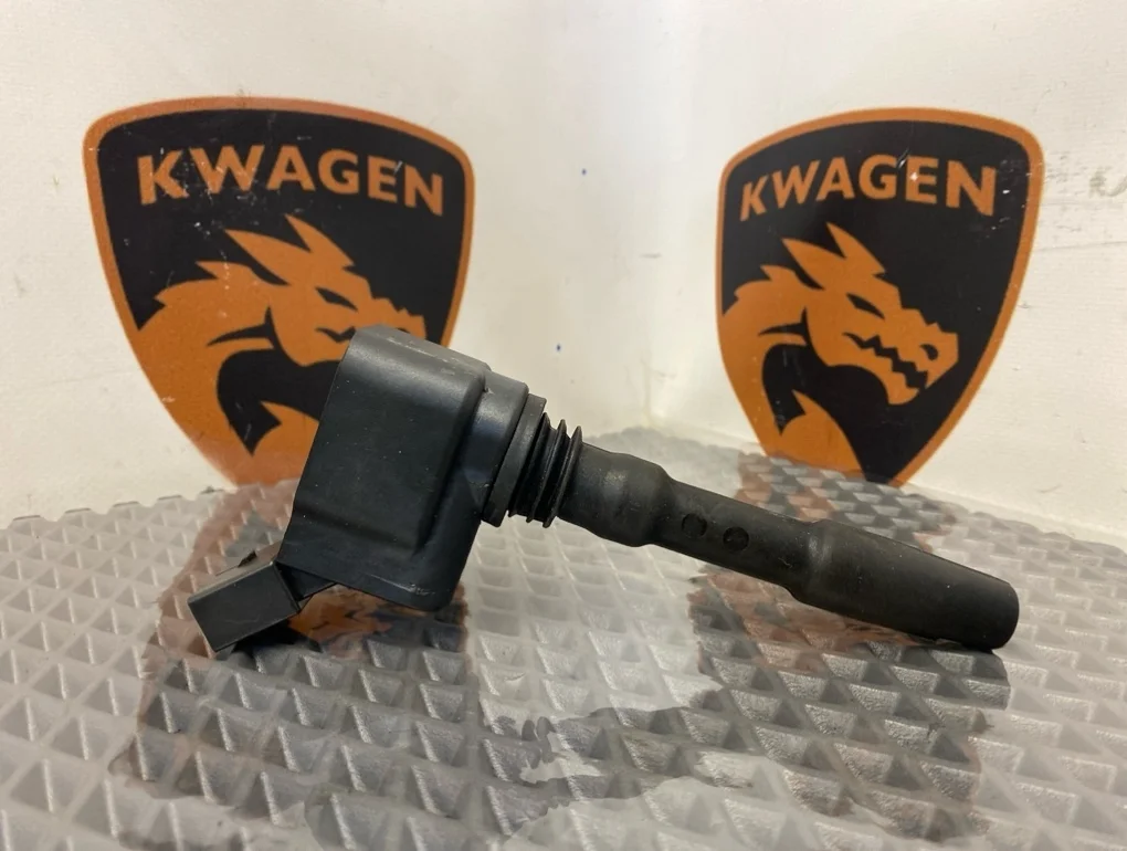 Катушка зажигания Audi S5 2018 F5