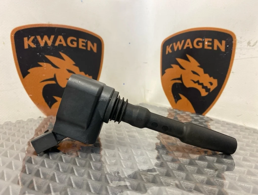 Катушка зажигания Audi S5 2018 F5