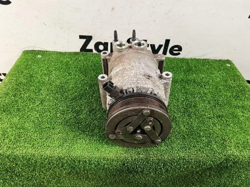 Компрессор кондиционера Ford Focus 3 2013