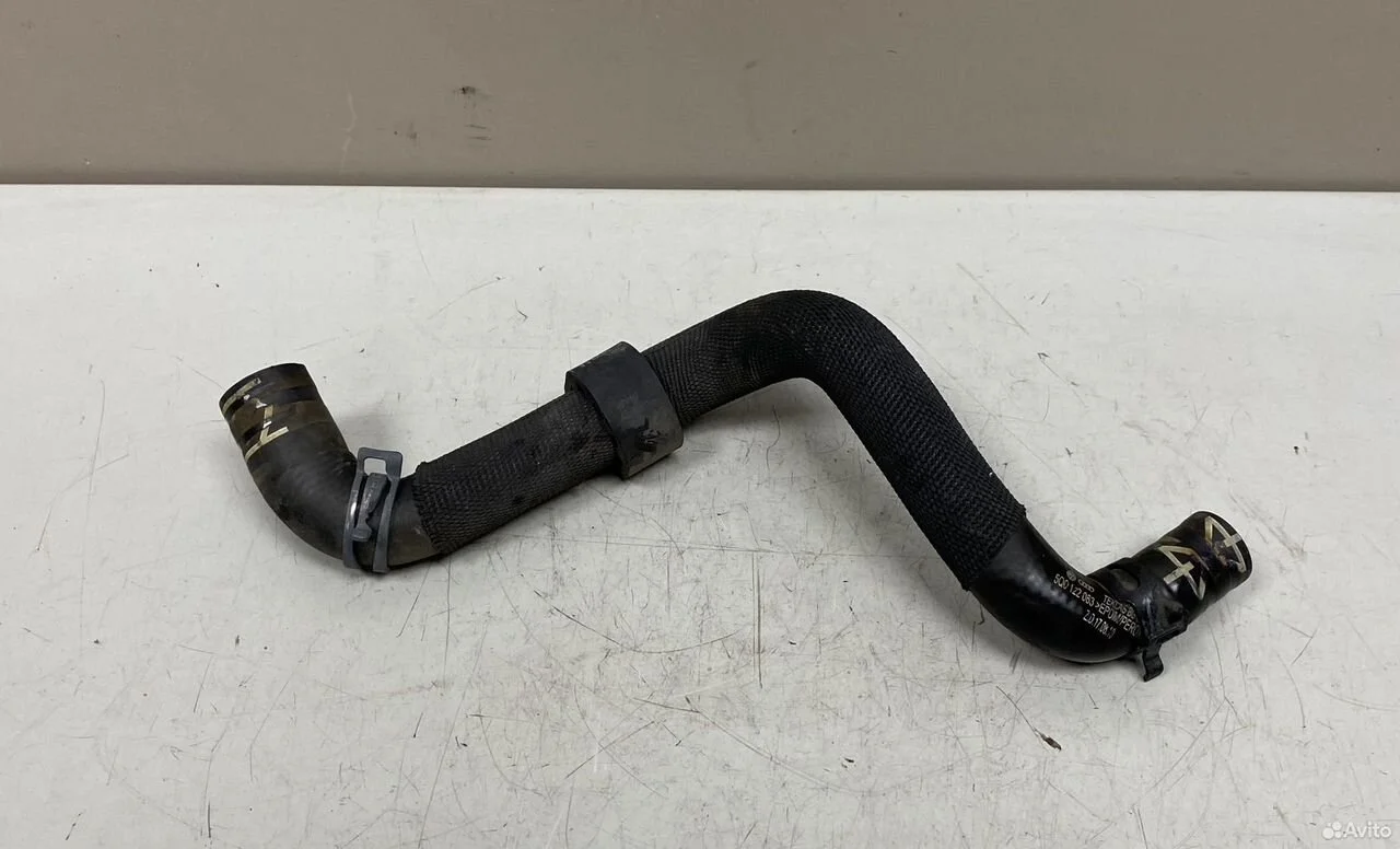 Патрубок системы охлаждения vw golf 7 5g 5q0122063