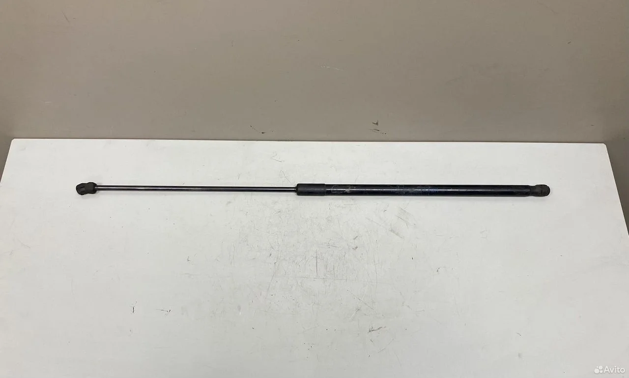 Амортизатор капота skoda superb 3t