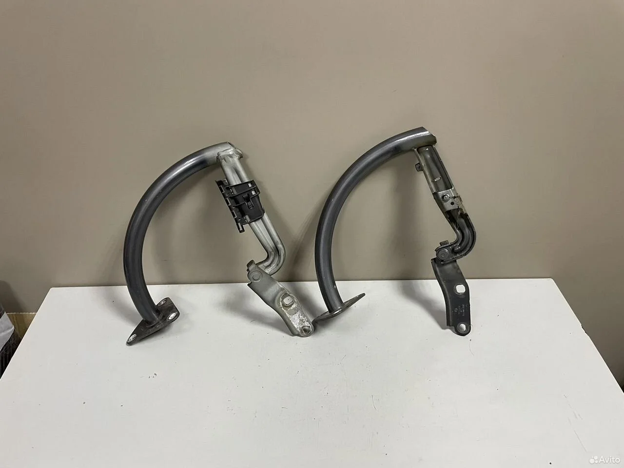 Петля багажника комплект volkswagen passat b6