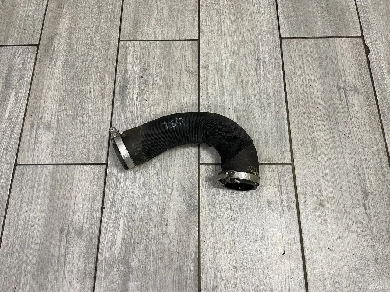 Патрубок интеркулера audi q5 8r