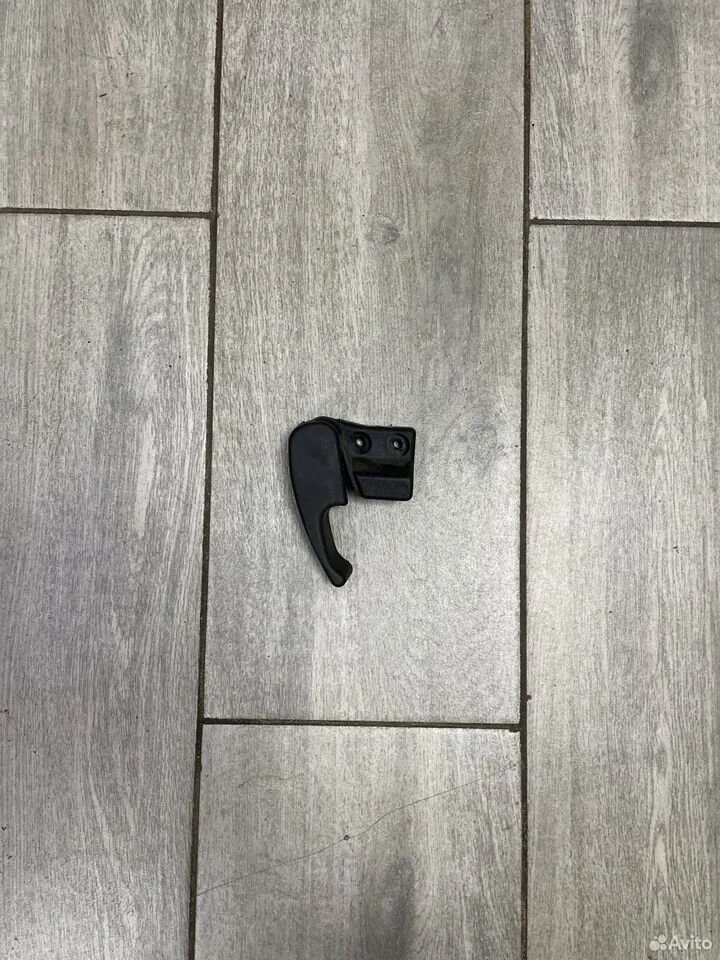 Ручка открывания капота ади а3 8р