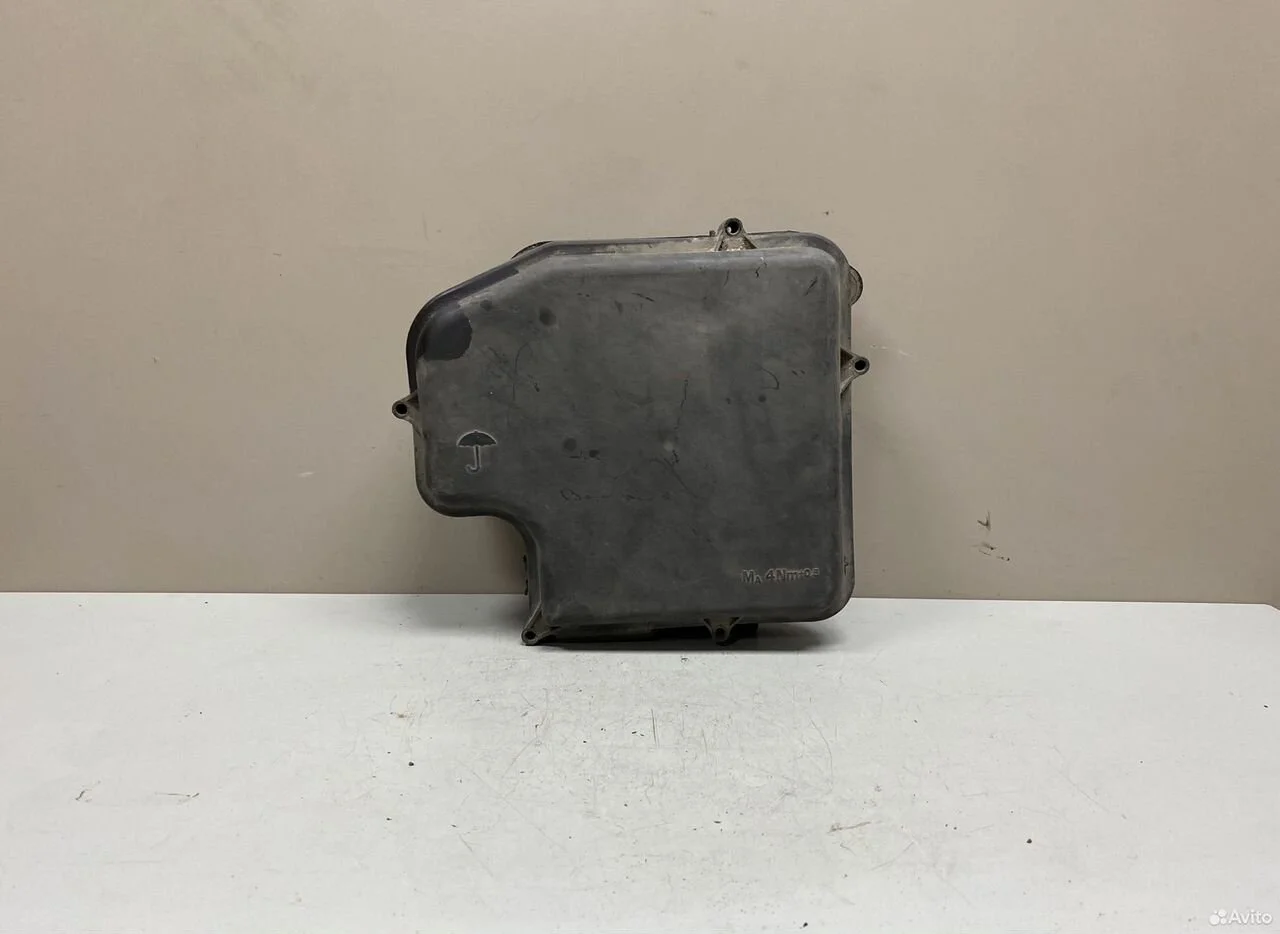 Корпус блока предохранителей audi a4 b5 8d