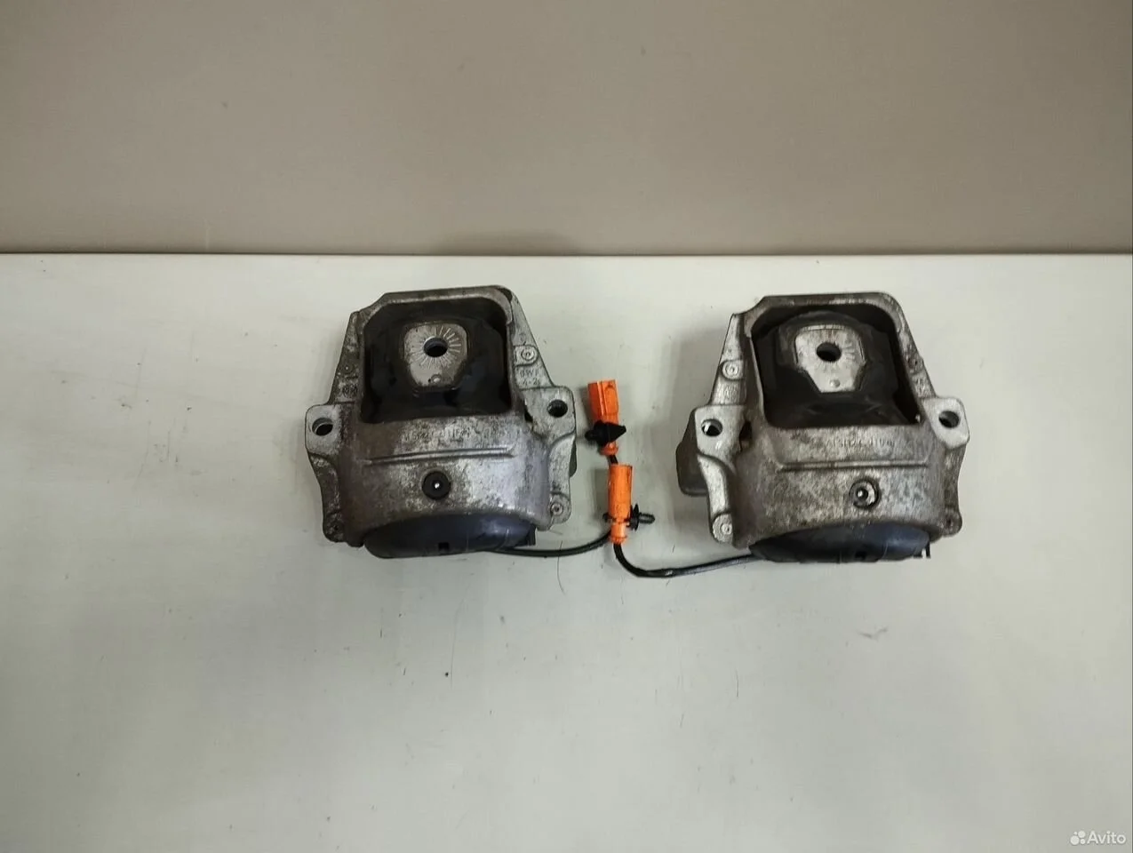 Подушка двигателя левая правая audi q5 8r