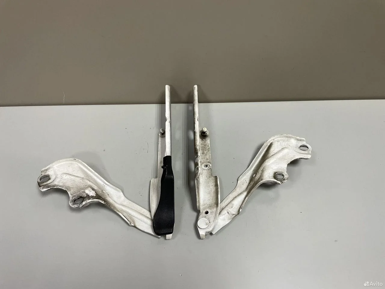 Петля капота комплект audi a6 4g c7 ауди а6 с7 а7
