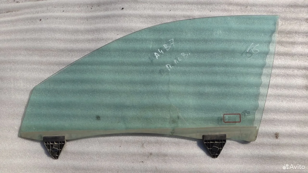 Стекло переднее левое audi a4 b7