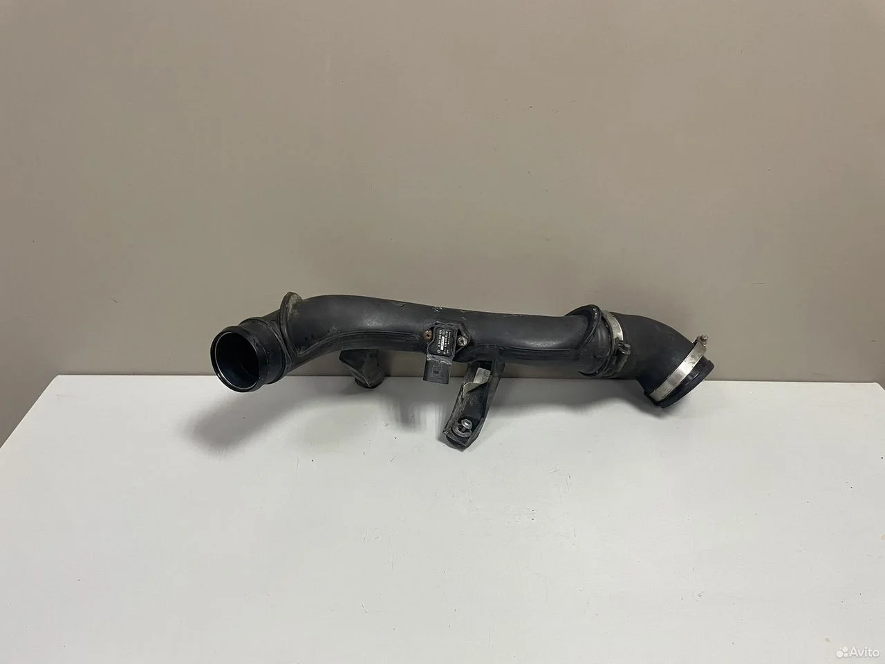 Патрубок интерклера audi a3 8p passat b6