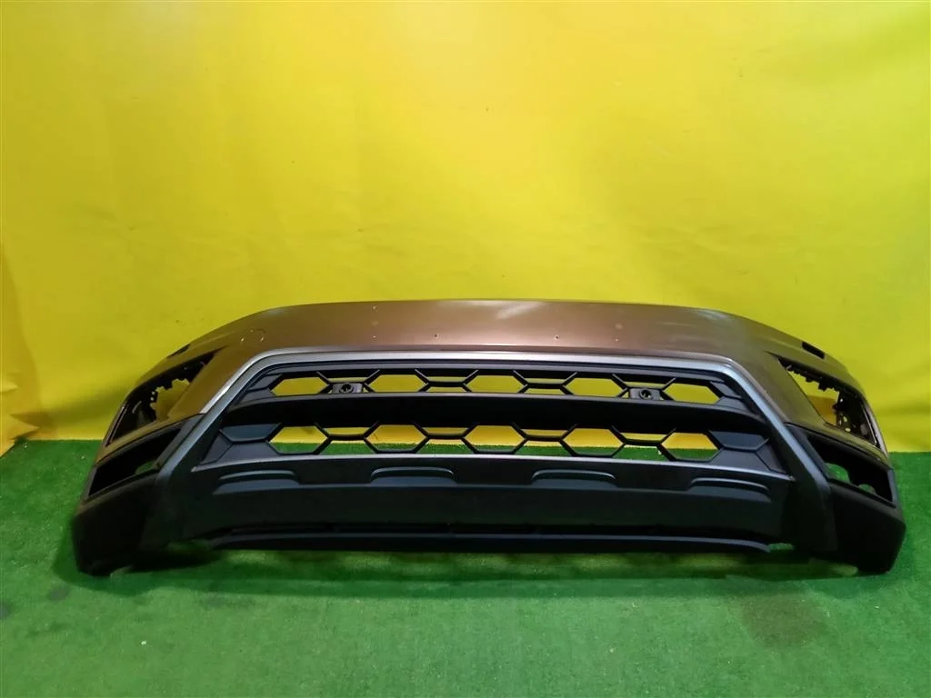 Бампер передний  Volkswagen  Tiguan Mk2 2016 5NR807221 25542