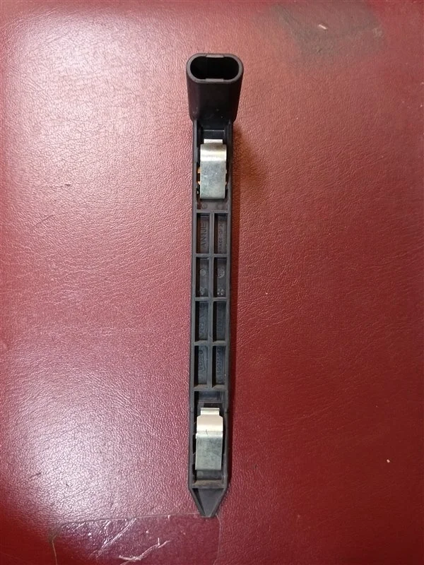 Фиксатор фары Volvo XC60 2017 30763154 D5244T21