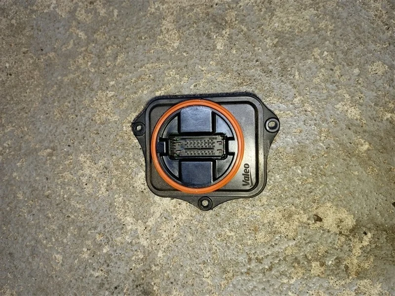 Блок управления фарой Volvo XC60 31395908