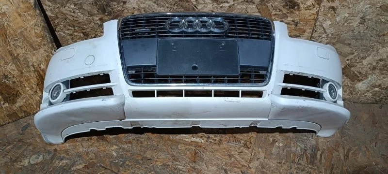 Бампер Audi A4 2006 8EC