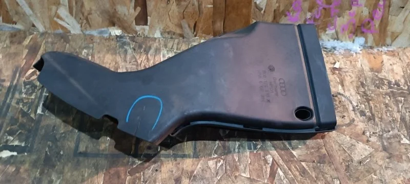 Воздуховод Audi A4 2003 8E2