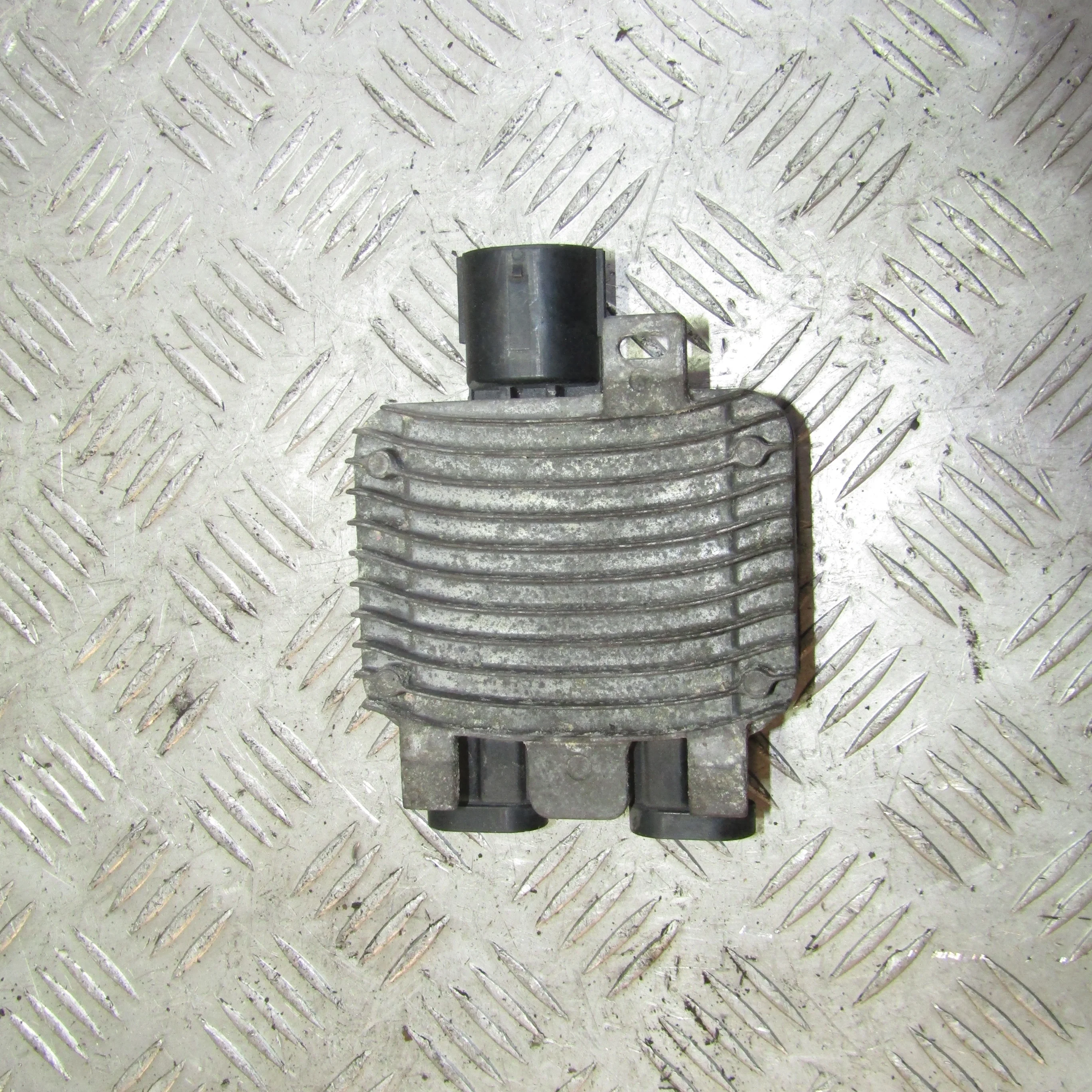 Блок управления вентилятором JAGUAR X-type I (200