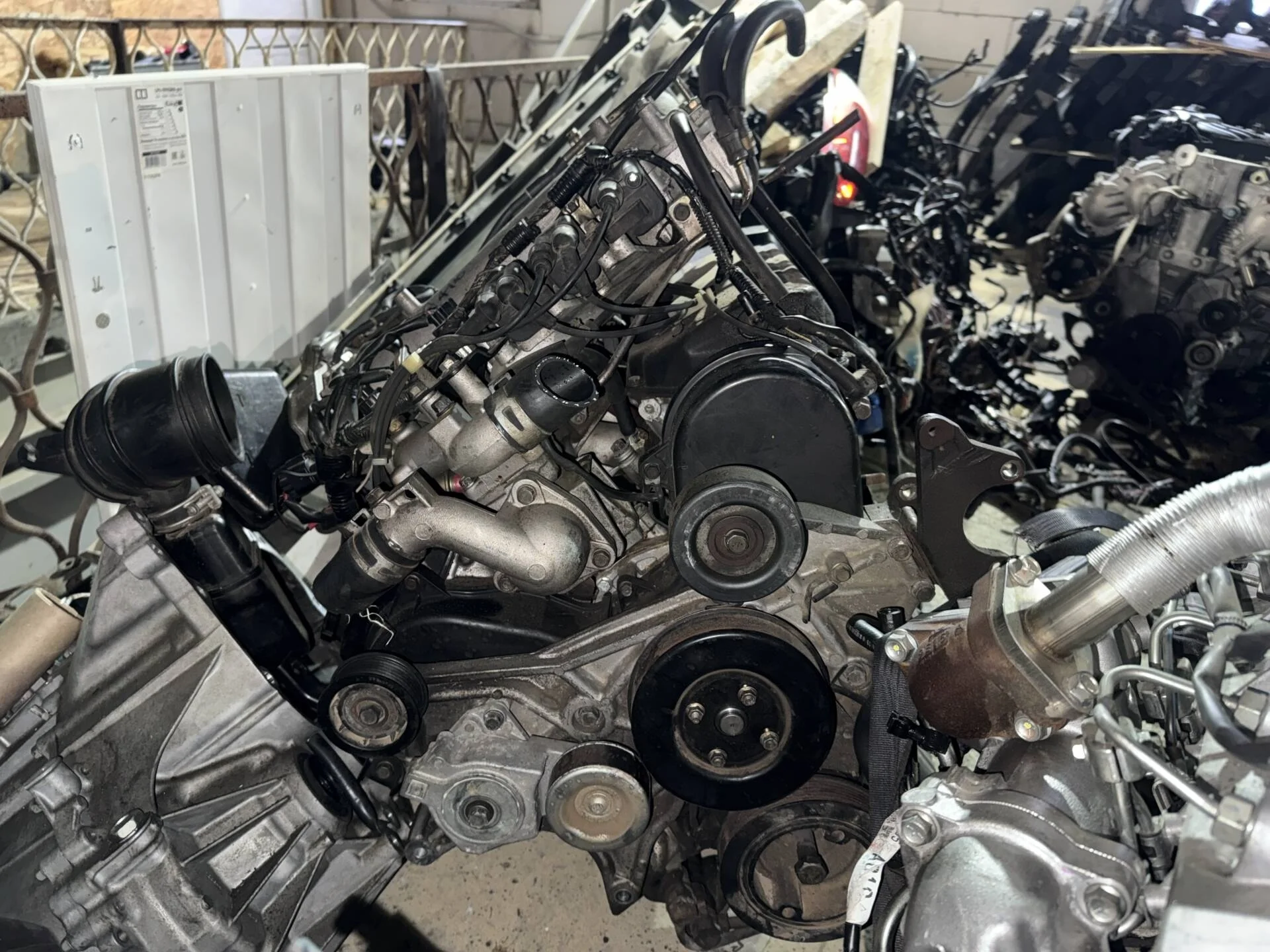 Двигатель Mitsubishi Montero V60 6G74 MPI 3.5