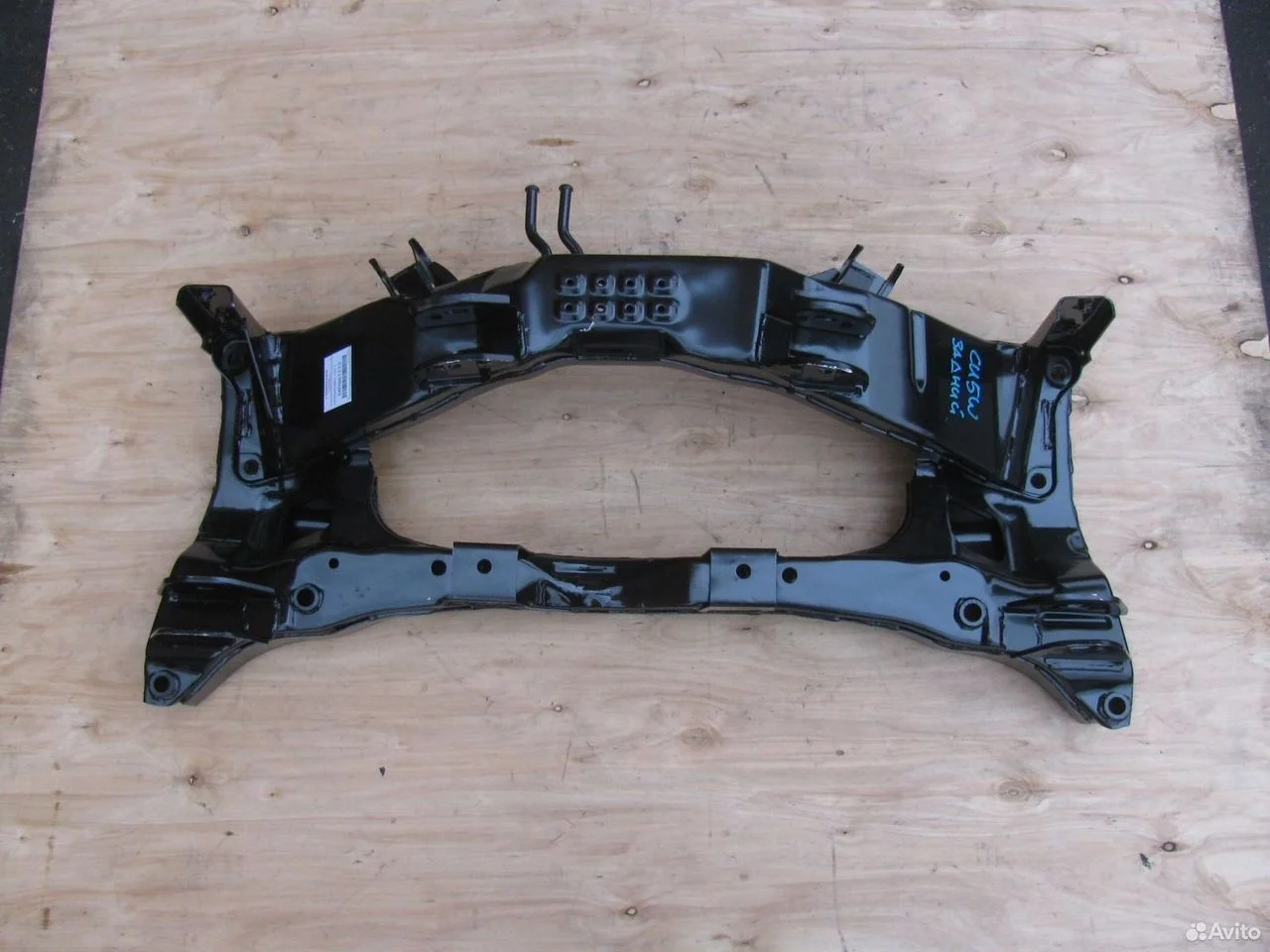 Задняя поперечная балка mitsubishi outlander 1