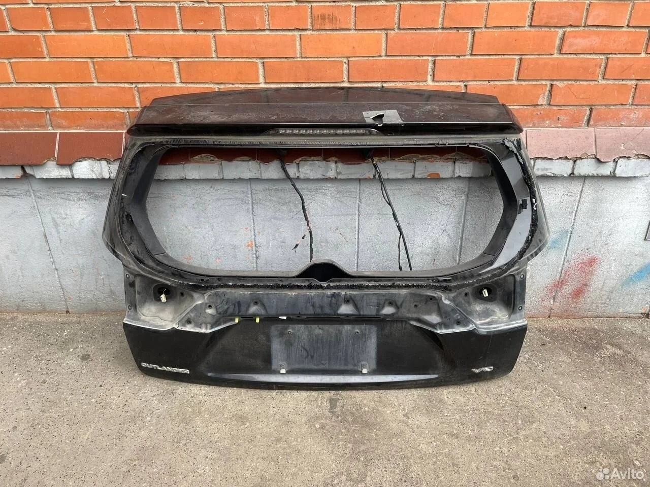 Дверь багажника mitsubishi outlander xl без стекла