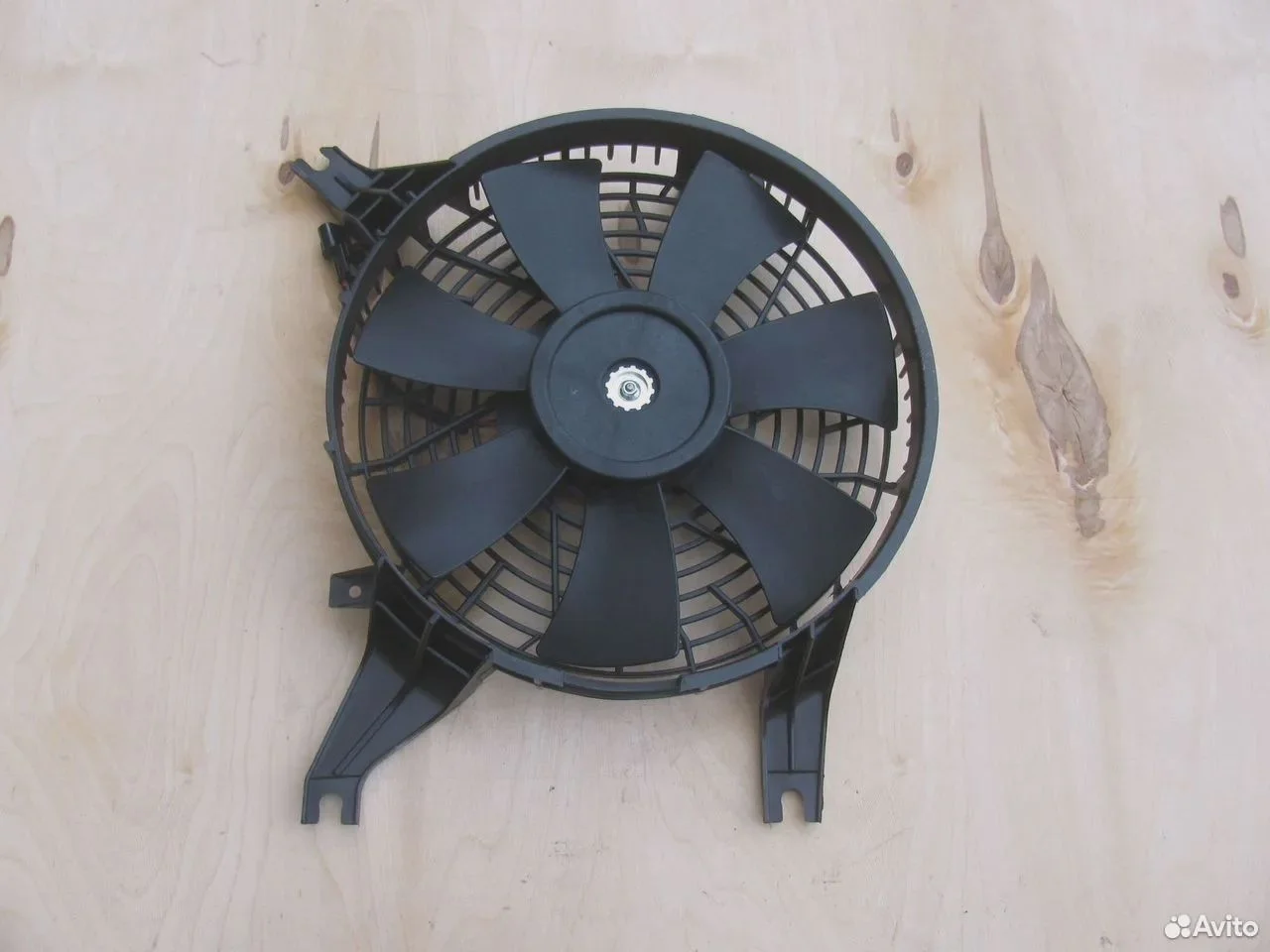 Вентилятор кондиционера mitsubishi pajero montero