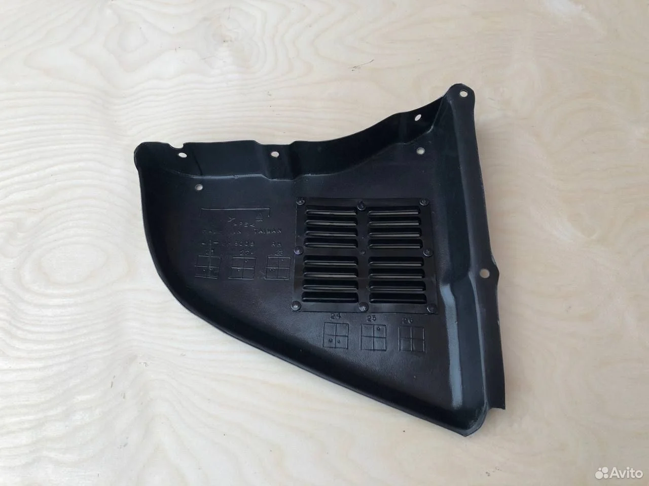 Локер защита бампера уголок правый bmw 525 e60