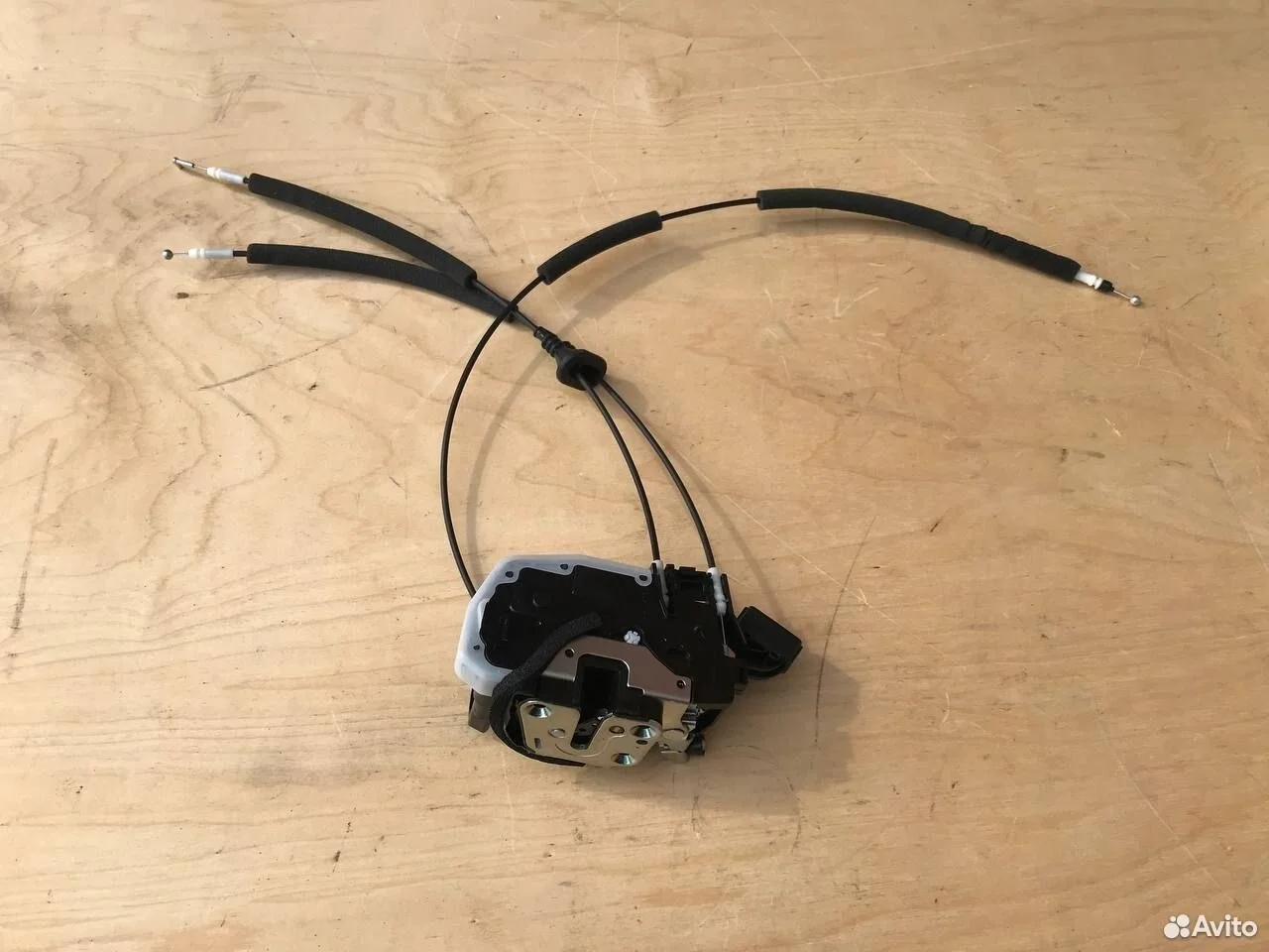 Замок двери передний левый nissan x-trail t31