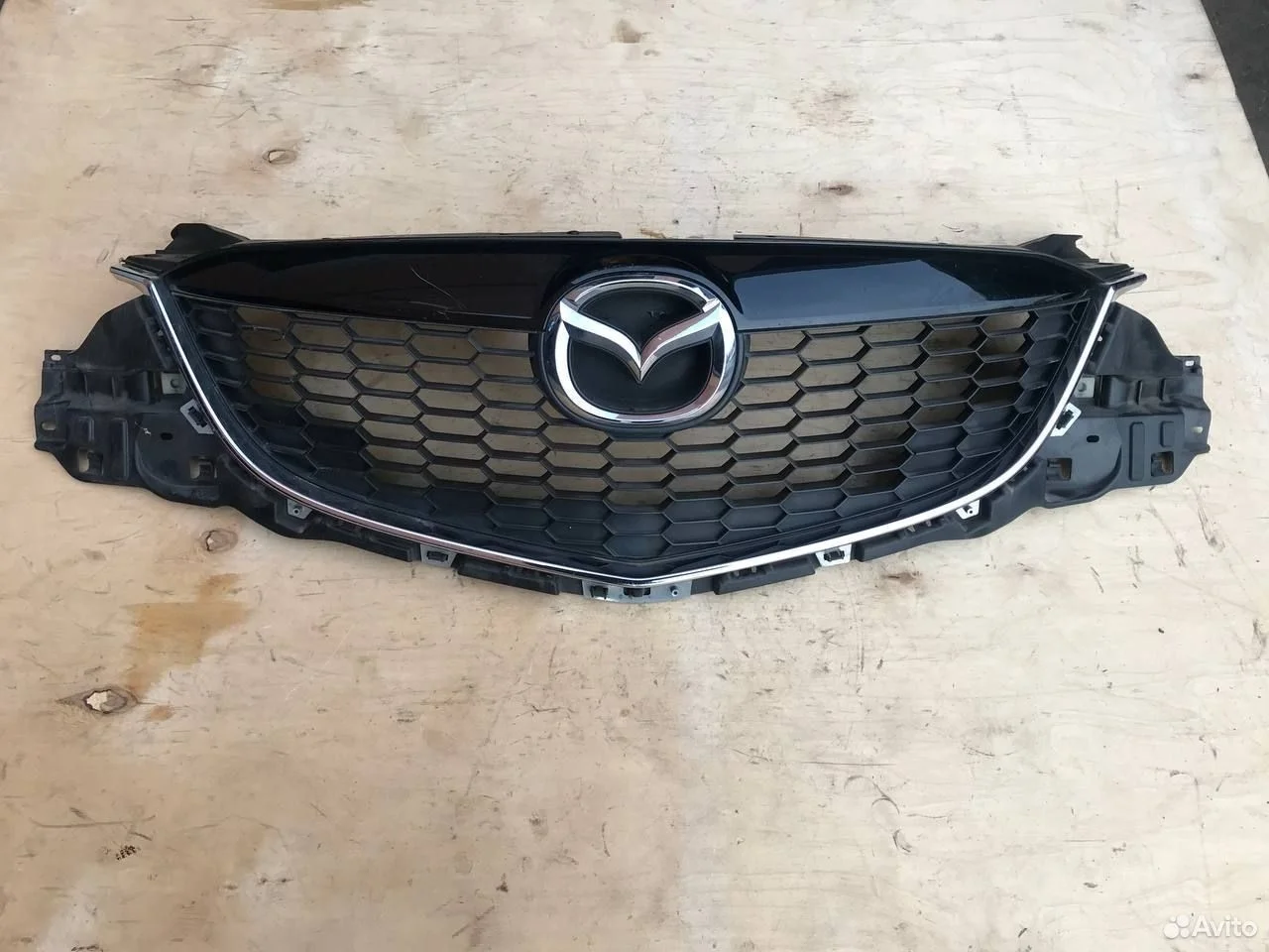 Решетка радиатора бампера mazda cx-5 ke 2011-2015