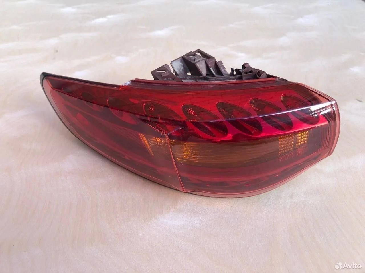 Фонарь левый infiniti qx70 fx37 fx50 s51