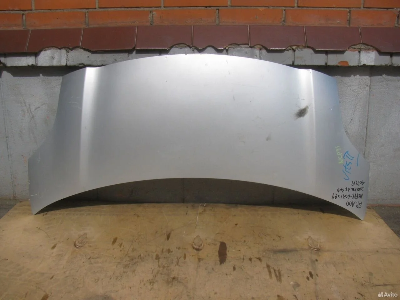 Капот toyota vitz yaris scp90