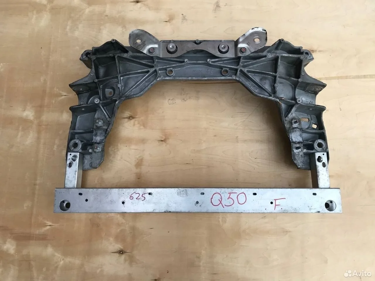 Подрамник балка infiniti q50 q60 v37