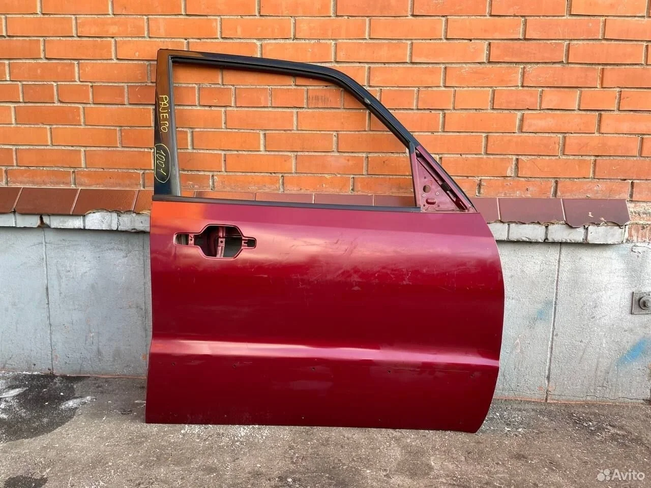 Дверь передняя правая mitsubishi pajero