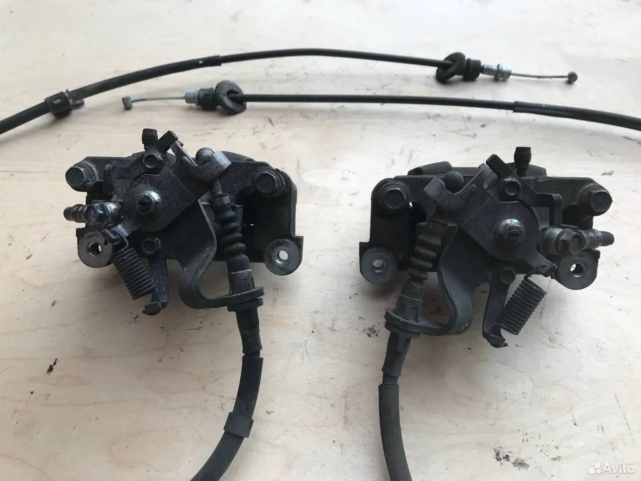 Суппорт задний mitsubishi outlander gf