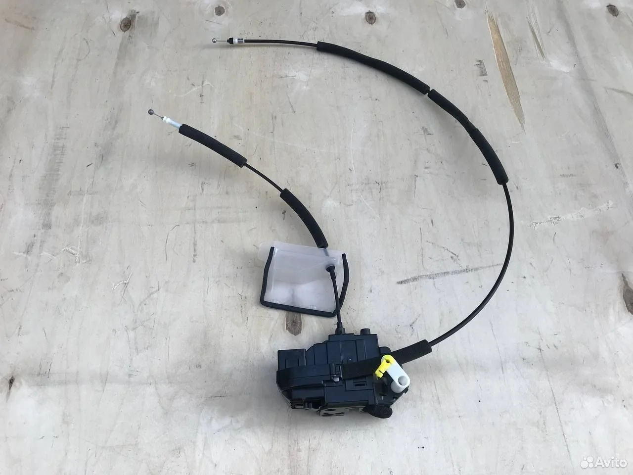 Замок левый infiniti fx37 qx70 qx56 qx80 g37 q70 q