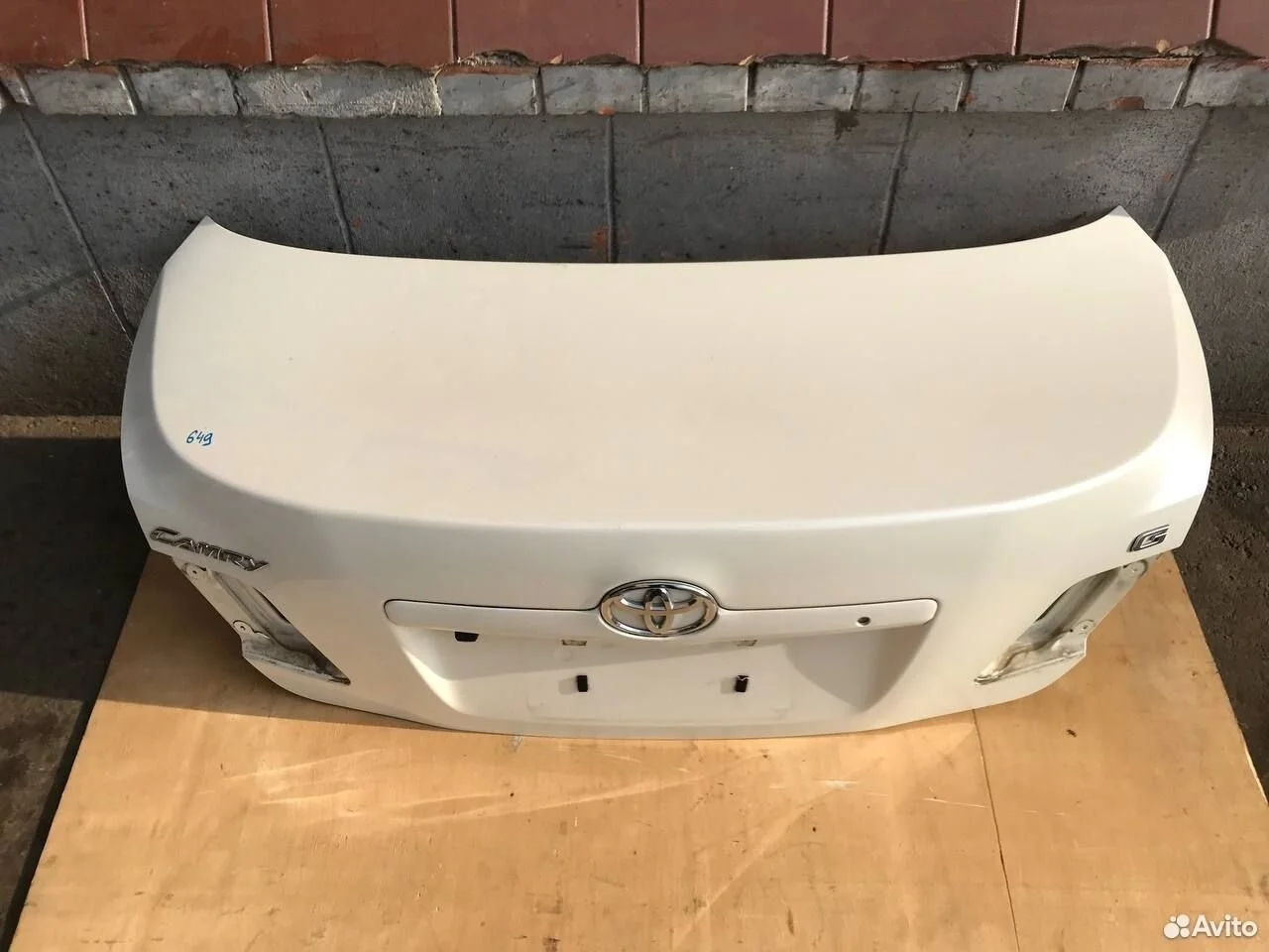 Крышка багажника toyota camry acv40