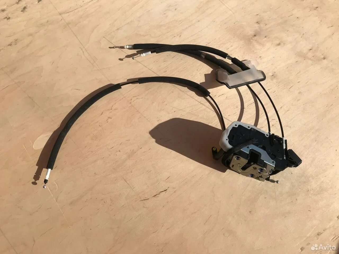 Замок двери водительский infiniti g25 g37 v36