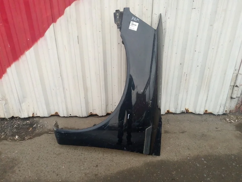 Крыло Nissan Armada 2004-2015